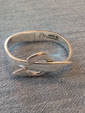 Vintage Taxco sculptural sterling hinges bangle  Modernest Artist J. Sotello